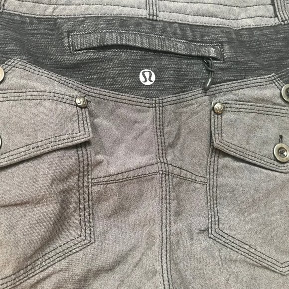 LULULEMON Shorts - Picture 3 of 3